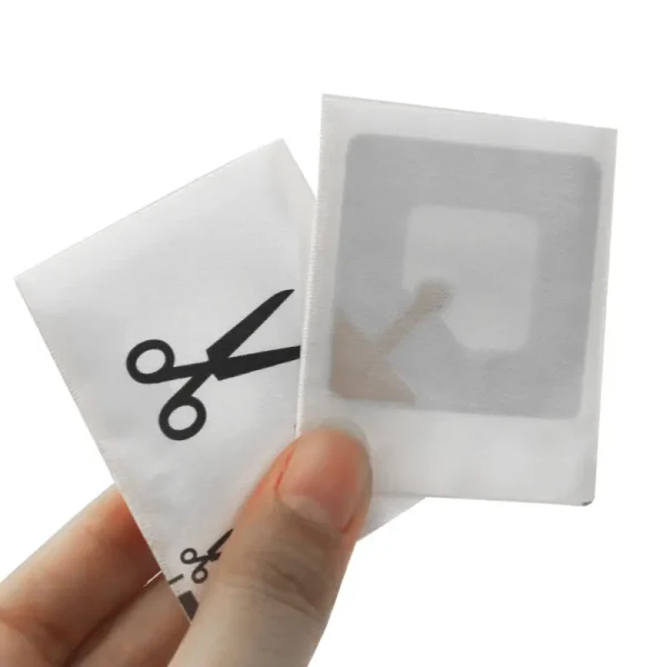 Asset tracking UHF 860-960MHZ textile washing label satin sewing tag
