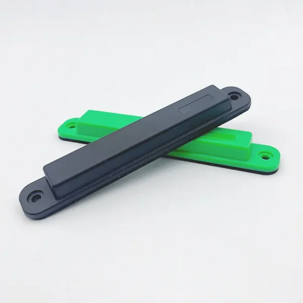 135 ABS抗金属标签 R6A 15